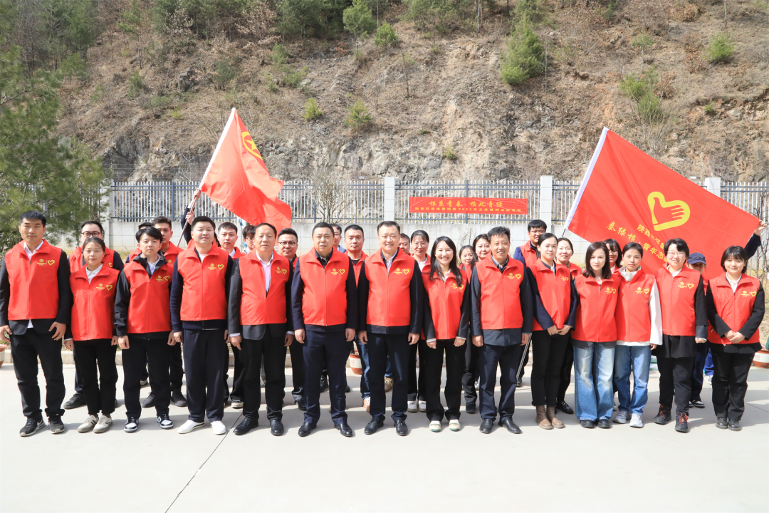 根系青春·植此青绿｜bsports必一体育集团团委开展义务植树志愿活动